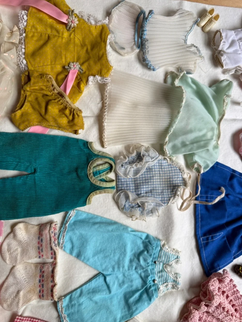 Vintage Doll Clothes Lot w/ Mixed Doll Outfits & Accessories